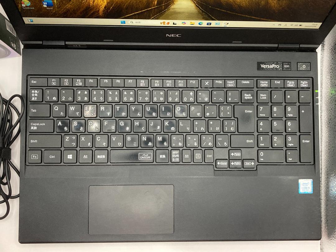 NEC VKT16X-5 第8世代 i5 メモリ8GB SSD256GB