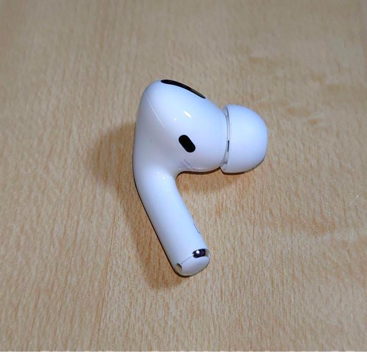AirPods Pro MWP22J/A 左耳（L）　S M Lイヤーチップ付き 楽天市場】【 S M L セット】 Apple Airpods Pro Pro2 イヤー
