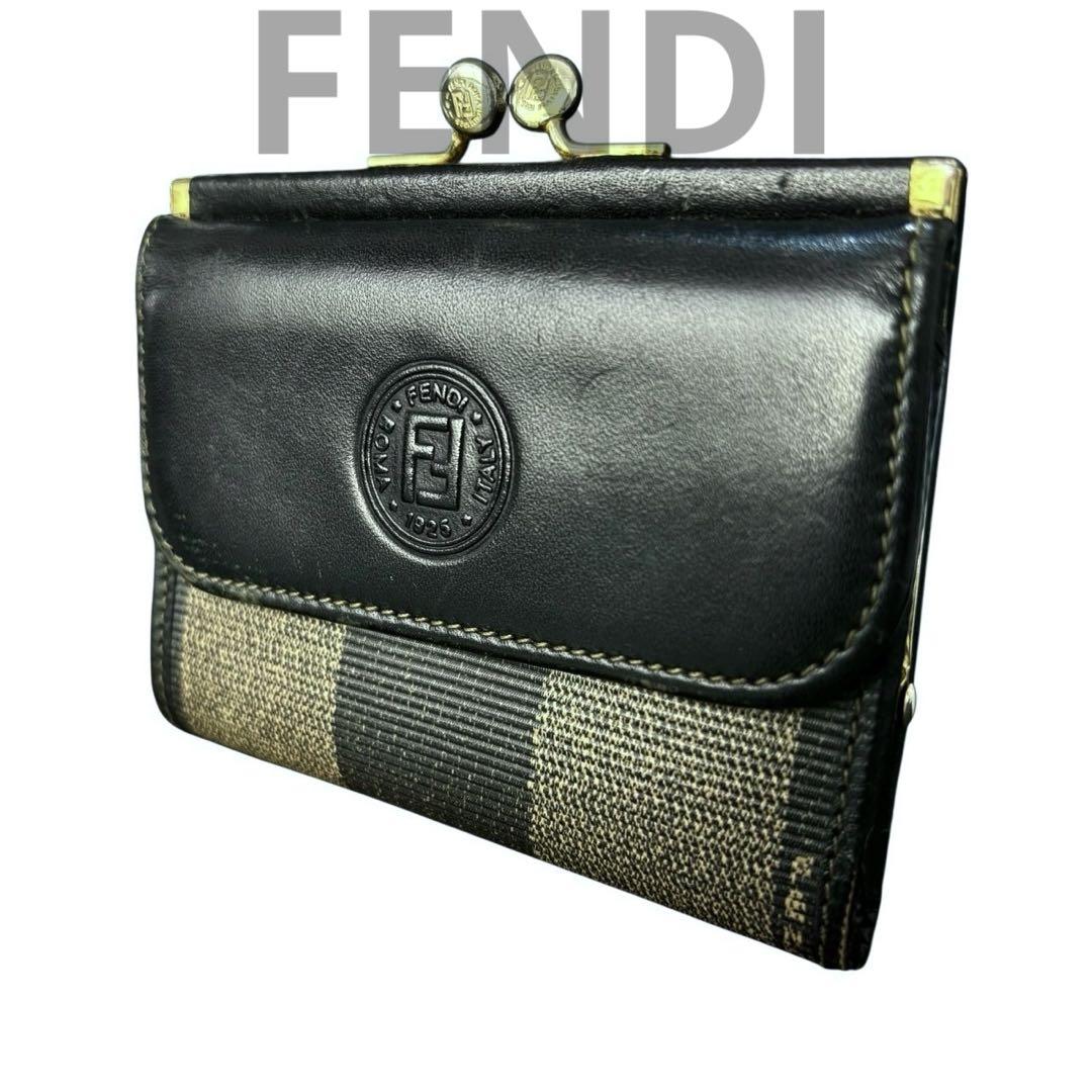 美品　FENDI フェンディ　ペカン　折財布　がま口 フェンディ ペカン柄 財布 三つ折り がま口 ミニウォレット ロゴ
