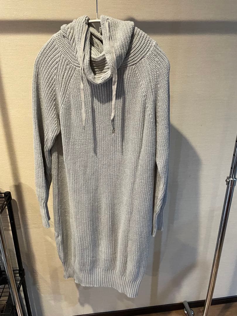 グレー フード付き ニットワンピースFREE SIZE