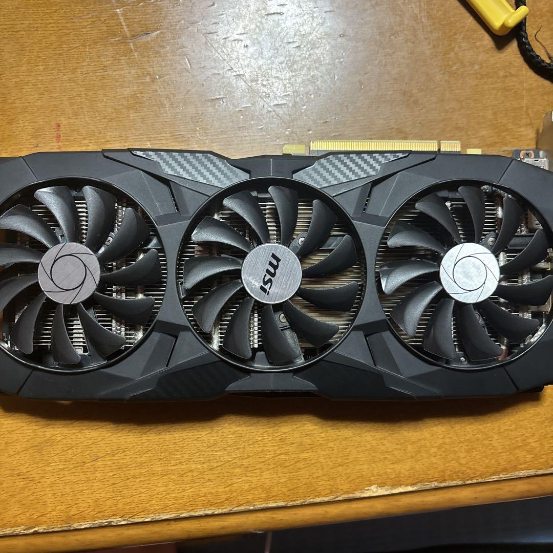 MSI トリプルファン グラフィックボード