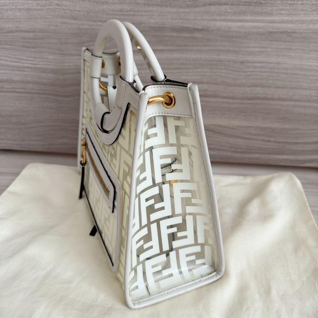 最終値下げ】FENDI♡ラナウェイショッパー - メルカリ