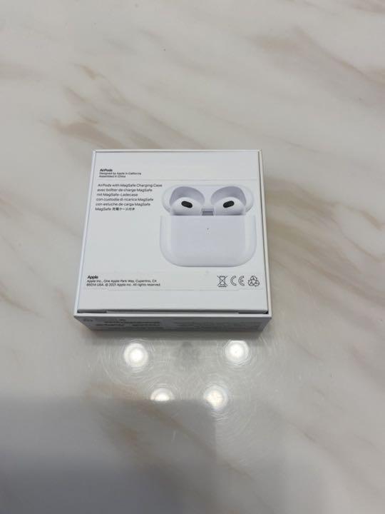 新作定番人気 Apple 新型 C4RyD-m36707563200 AirPods3 安い通販