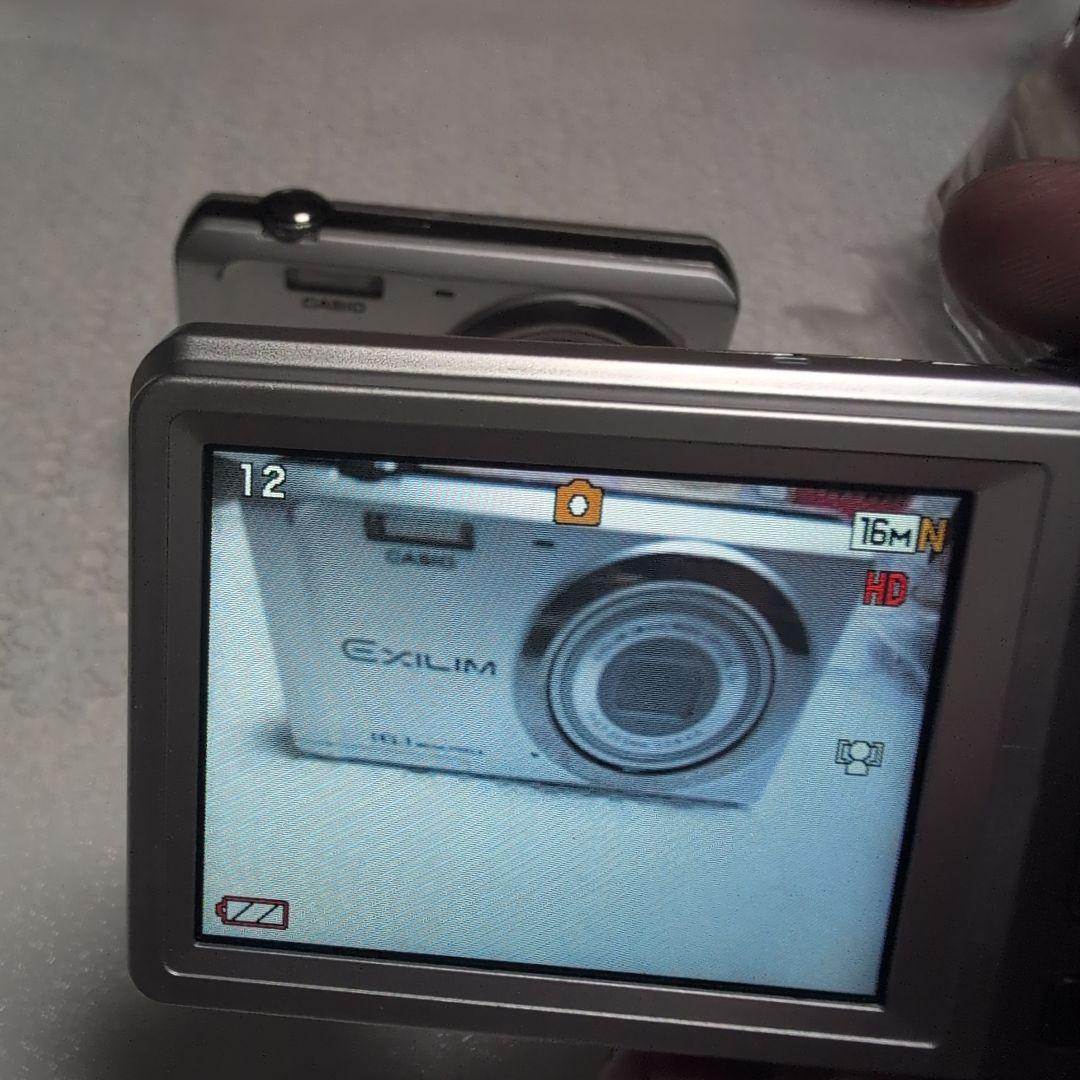 CASIO EXILIM EX-ZS5 2台セットです