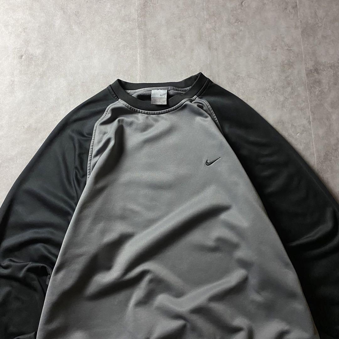 【入手困難】00s NIKE 刺繍ロゴ ラグランスウェット 2トーン ソリッド