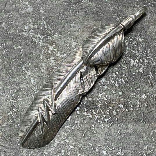 FIRST ARROWS 限定 全銀 ハート ライトニング フェザー ネックレス