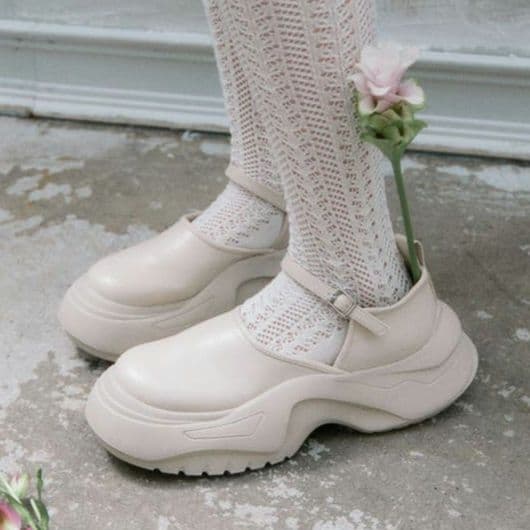 merry jenny　プラットフォームワンストラップスニーカー