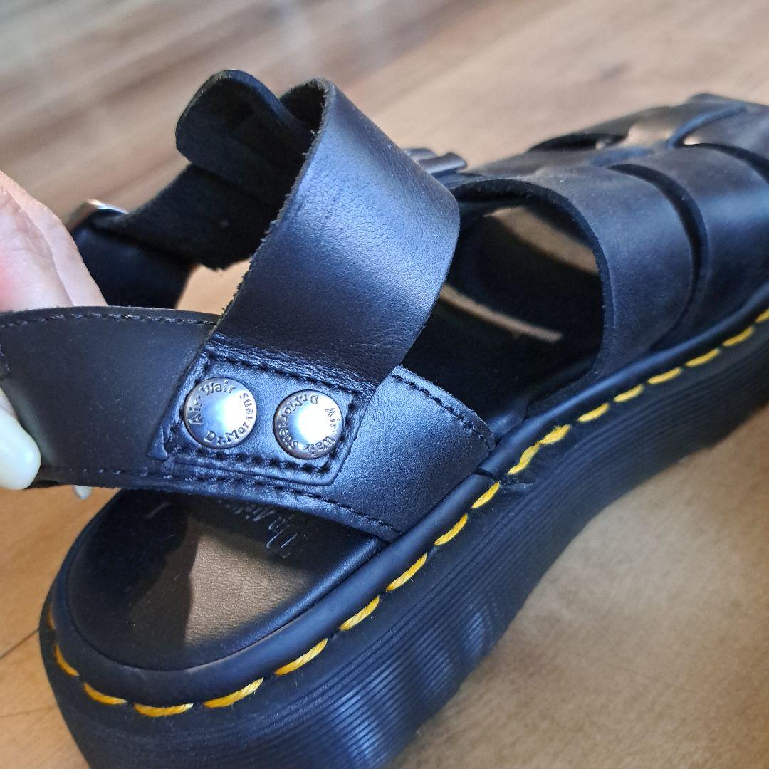 靴 Dr.Martens