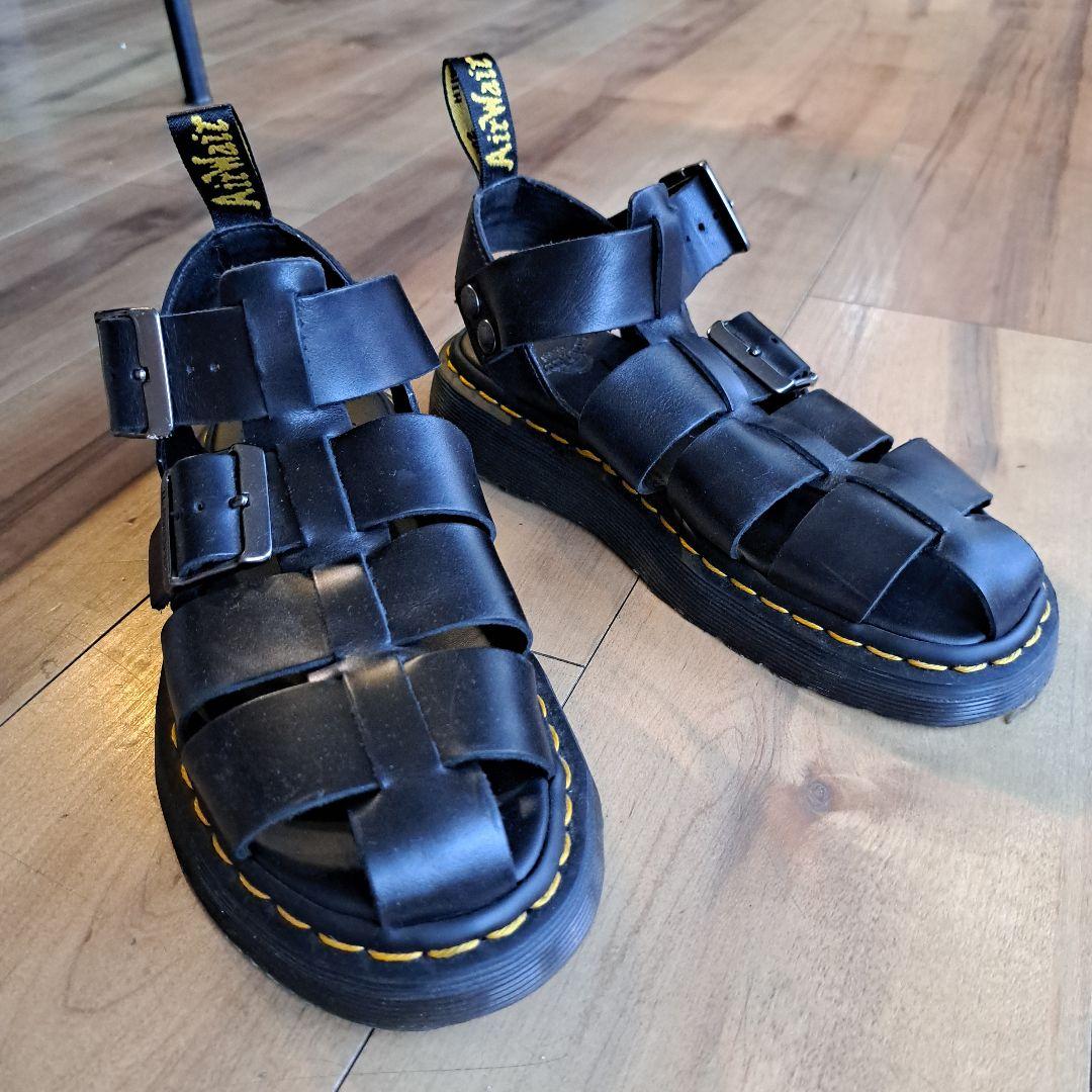 靴 Dr.Martens