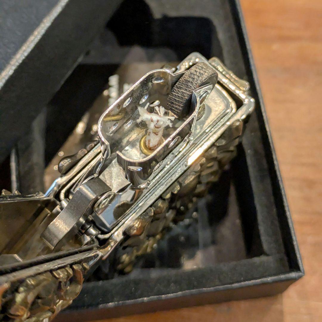 【新品】アラベスク 立体メタル 全面加工 シルバー Zippo 特注モデル 【新品】アラベスク 立体メタル 全面加工 シルバー Zippo 特注モデル