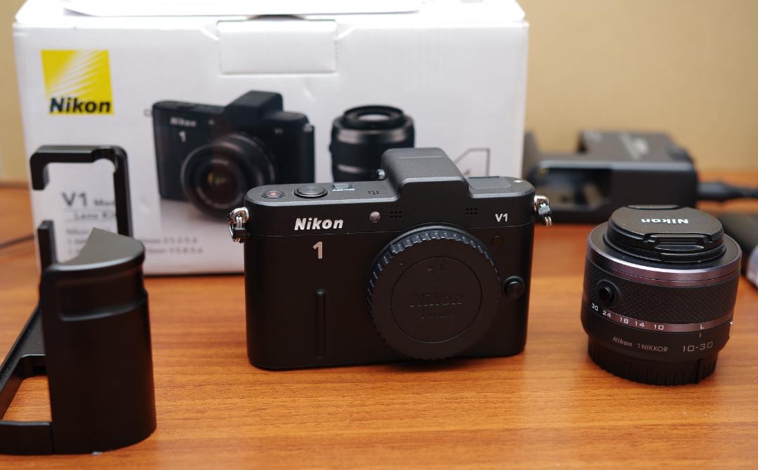 Amazon | Nikon ミラーレス一眼カメラ Nikon 1 (ニコンワン) V1