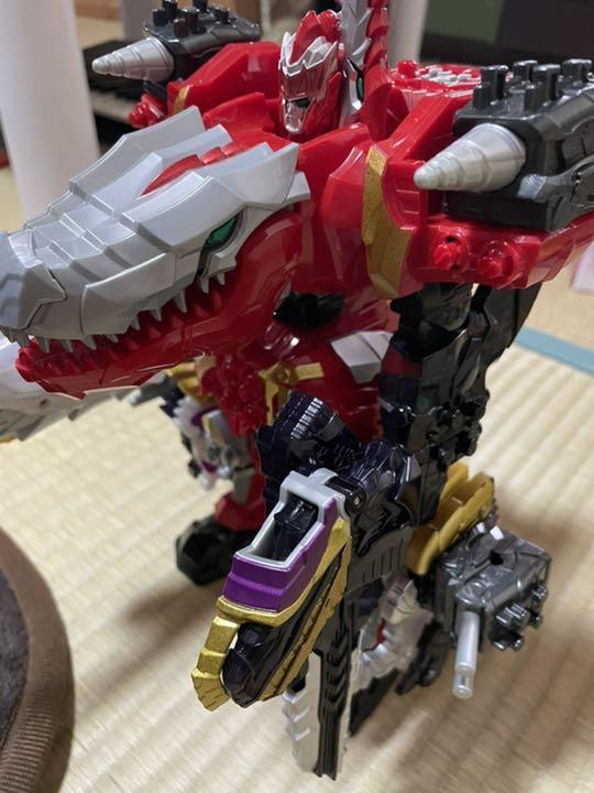 騎士流戦隊　リュウソウジャー