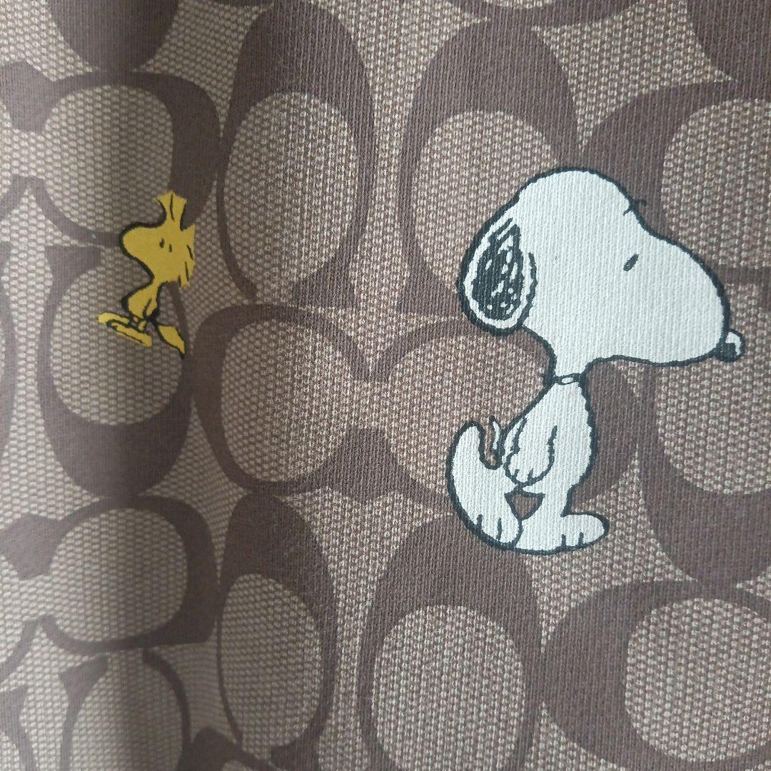 ゆ*え様 COACH×PEANUTS　スヌーピー柄ブラウンパーカー【オークション