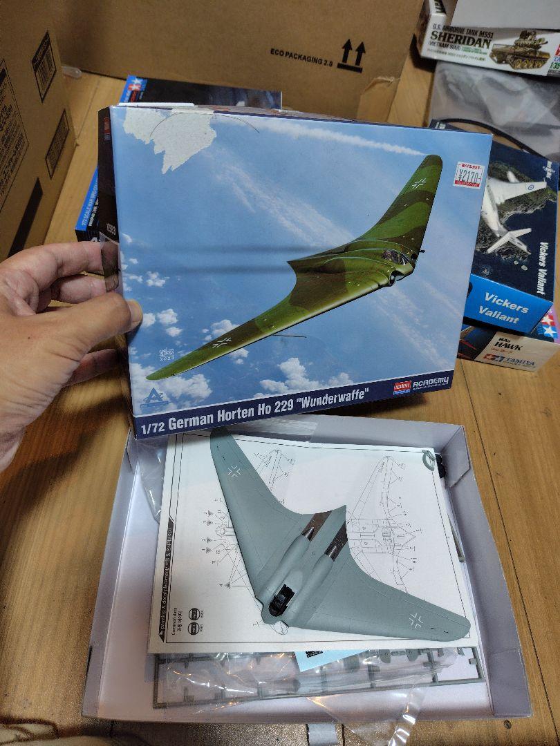 タミヤ　ハセガワ　戦闘機航空機　プラモデル8点未組立 戦闘機 爆撃機 お手つきキット8点 タミヤ プラモデル ハセガワ