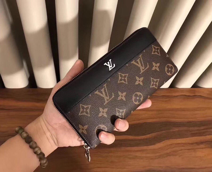 極美品/箱付き】ルイヴィトン 長財布 LOUIS VUITTON｜ファッション