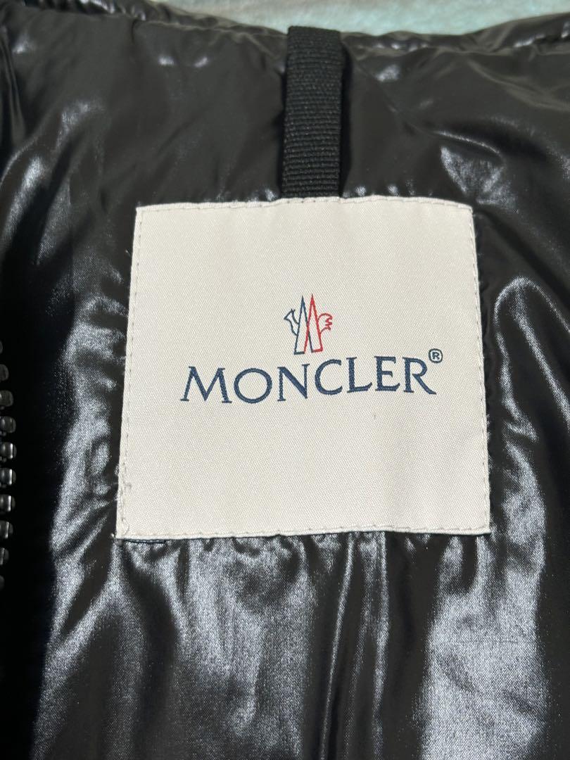 モンクレール MONTCLA　モンクラ ダウンジャケット　ブラック　メンズ