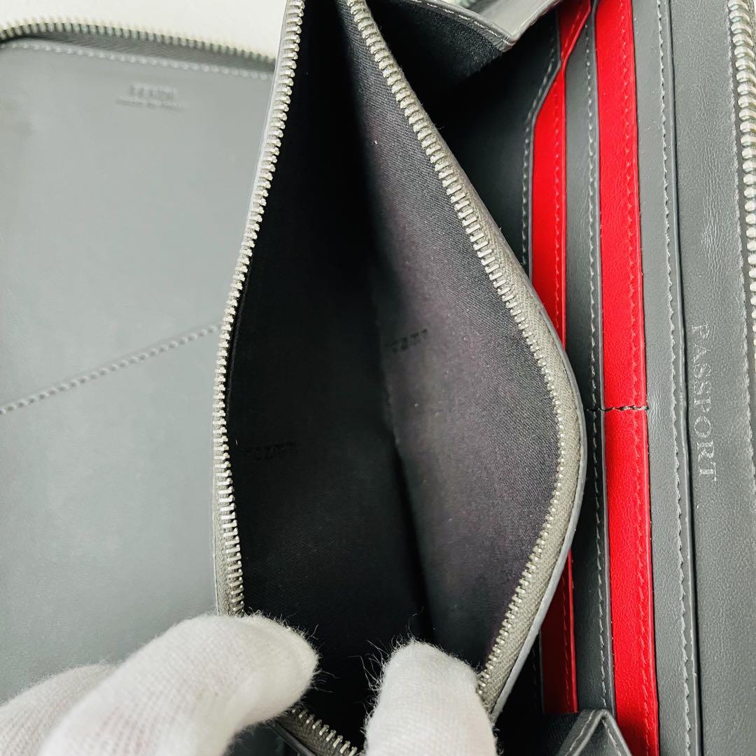 美品✨ FENDI ズッカ 長財布 ラウンドファスナー レザー ダークグレー