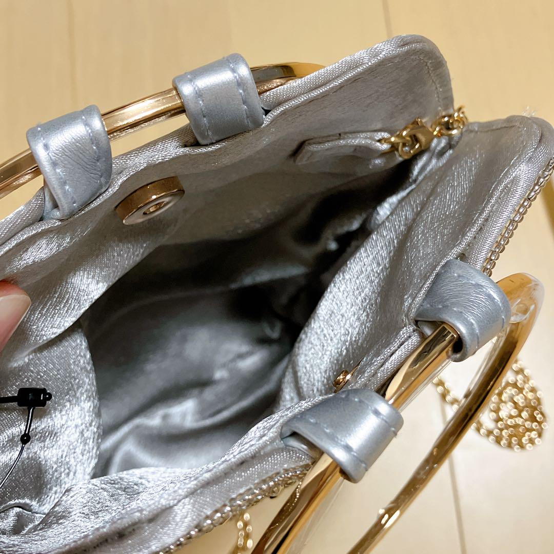 新品★ニアナ　グレー　シルバー　ビジュー刺繍　バッグ　D602102300F