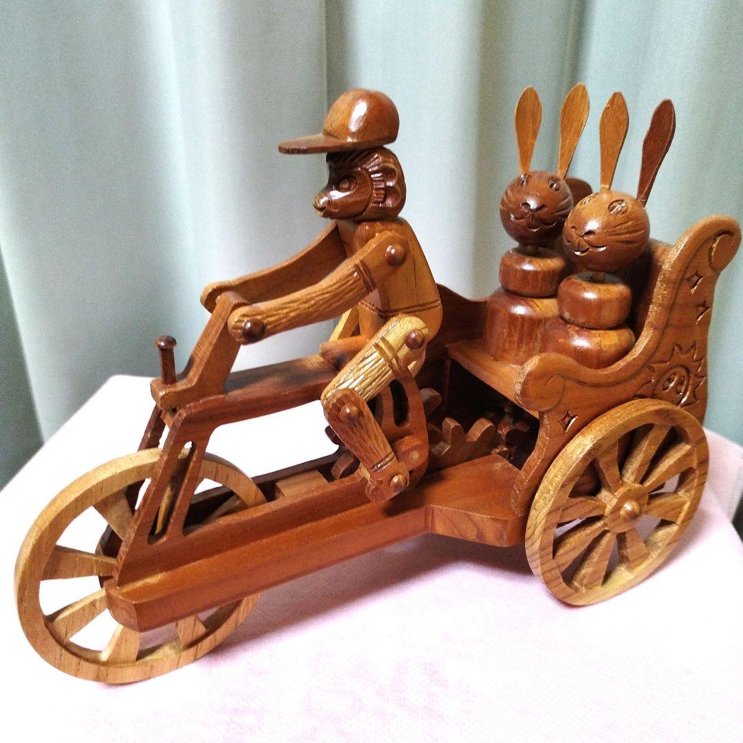 【昭和レトロ】〘からくり細工〙木製 人形とウサギの乗り物（専用箱付き）