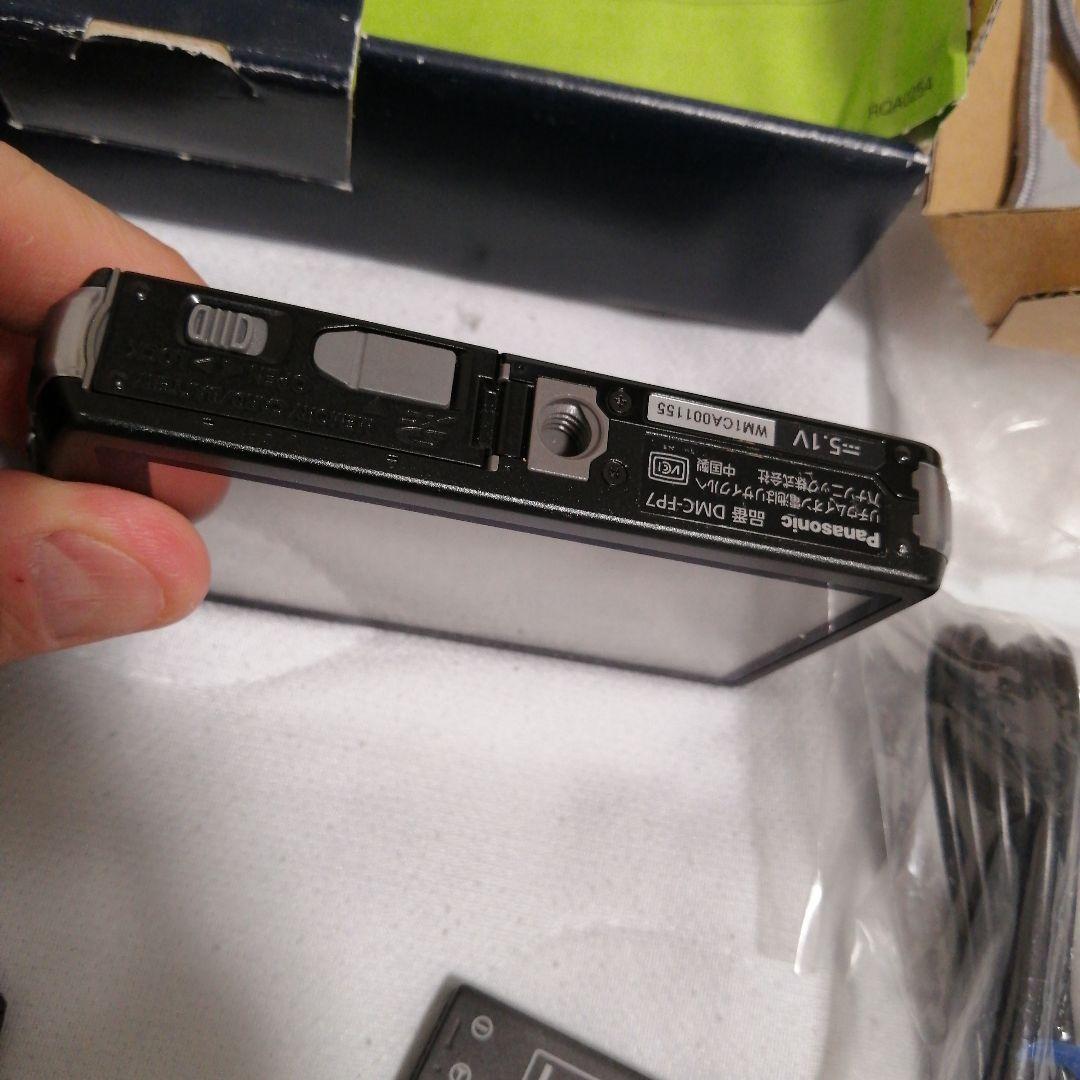Panasonic LUMIX DMC-FP7-K SDカード32GB付き - メルカリ