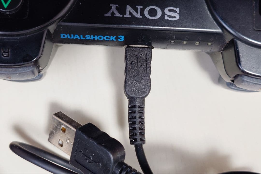 cech-4200b PS3 本体 250GB コントローラー3台付き cech-4200b PS3 本体 250GB コントローラー3台付き