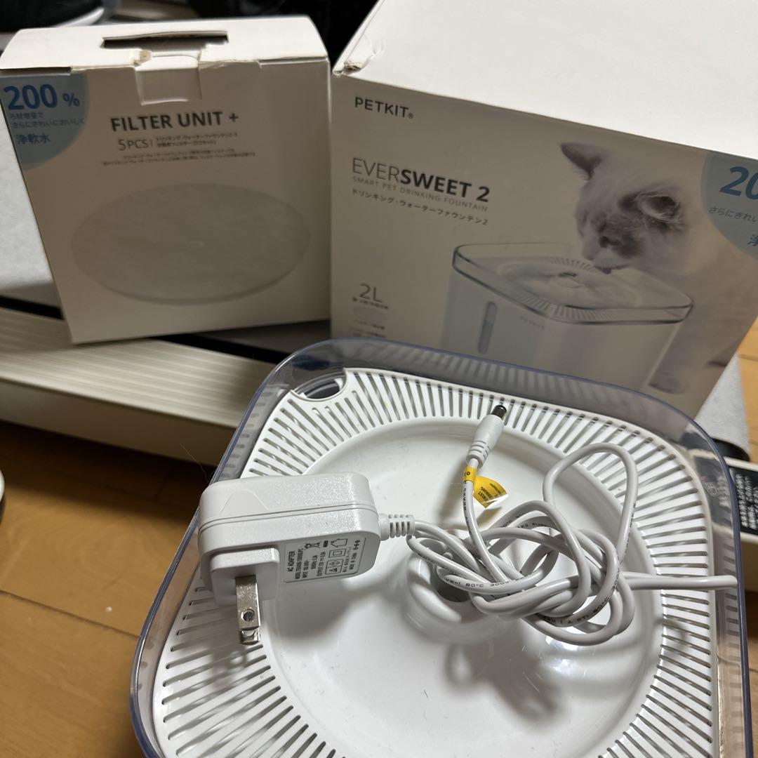 PETKIT EVER SWEET 2給水器 2L➕替えのフィルター2枚 5,000円
