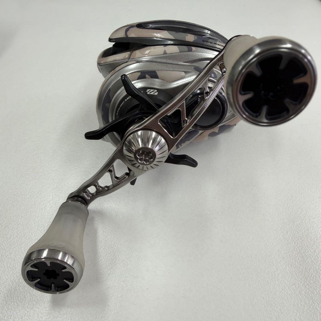 SHIMANO メタニウムHG リール 釣り シマノ GOMEXUS 左 迷彩柄 SHIMANO メタニウムHG リール 釣り シマノ GOMEXUS 左 迷彩柄