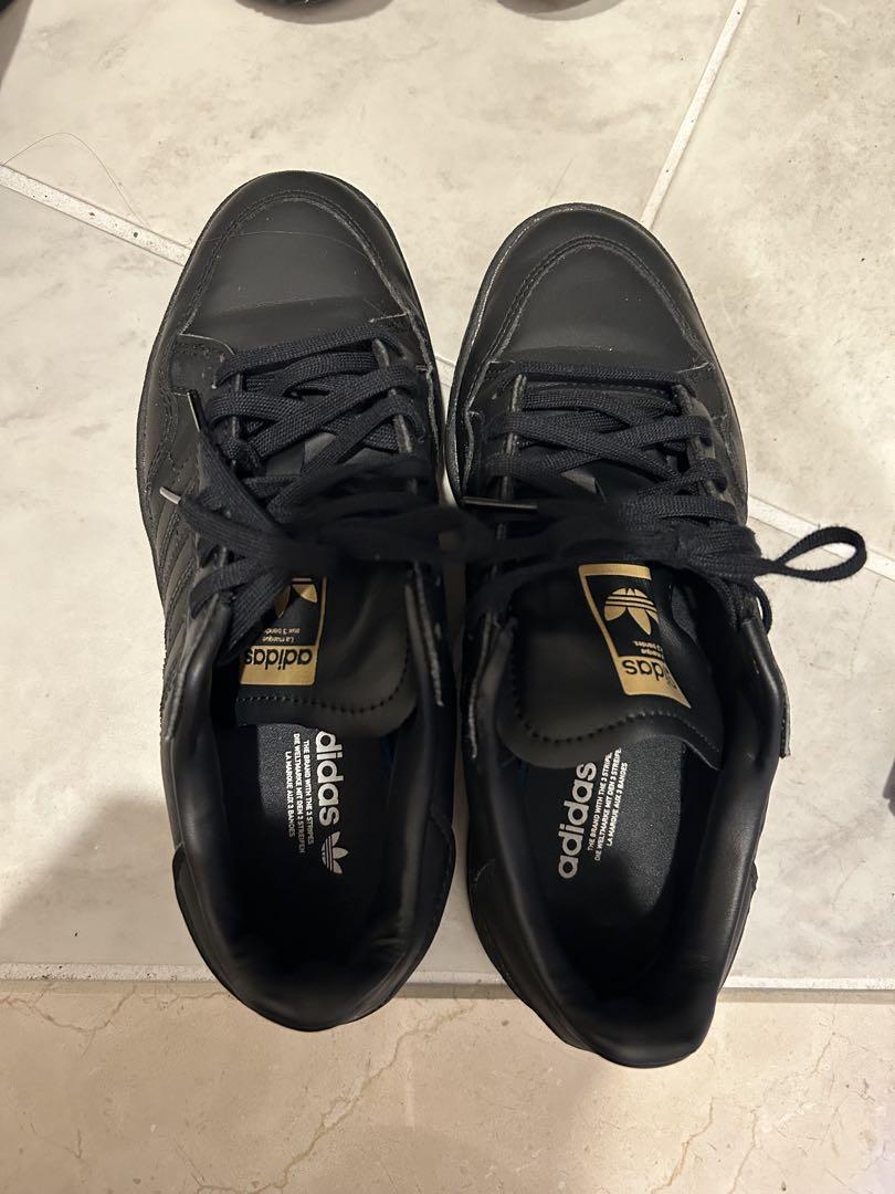 adidasオリジナルス ブラック スニーカー 23.5