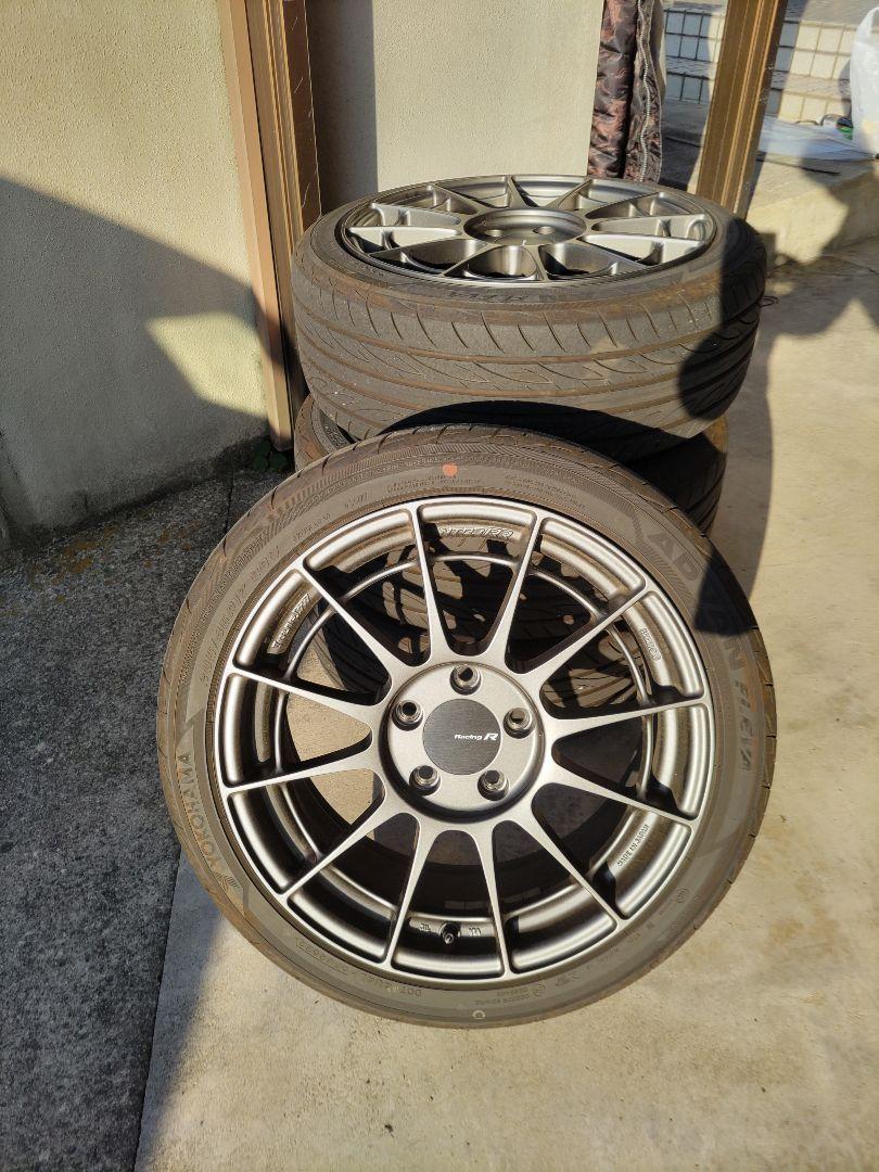 タイヤバリ溝‼️ENKEIホイール   205/45r17