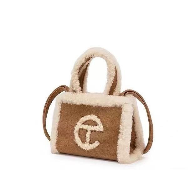 美品 UGG X Telfar Small Shopper