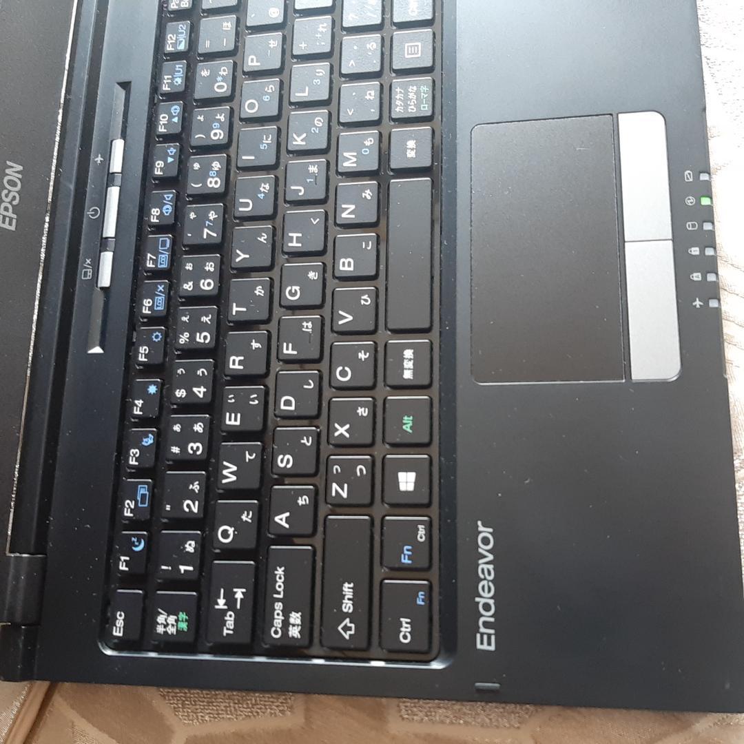 EPSON NA520E 8世代 i7 1920x1080 16G 256G
