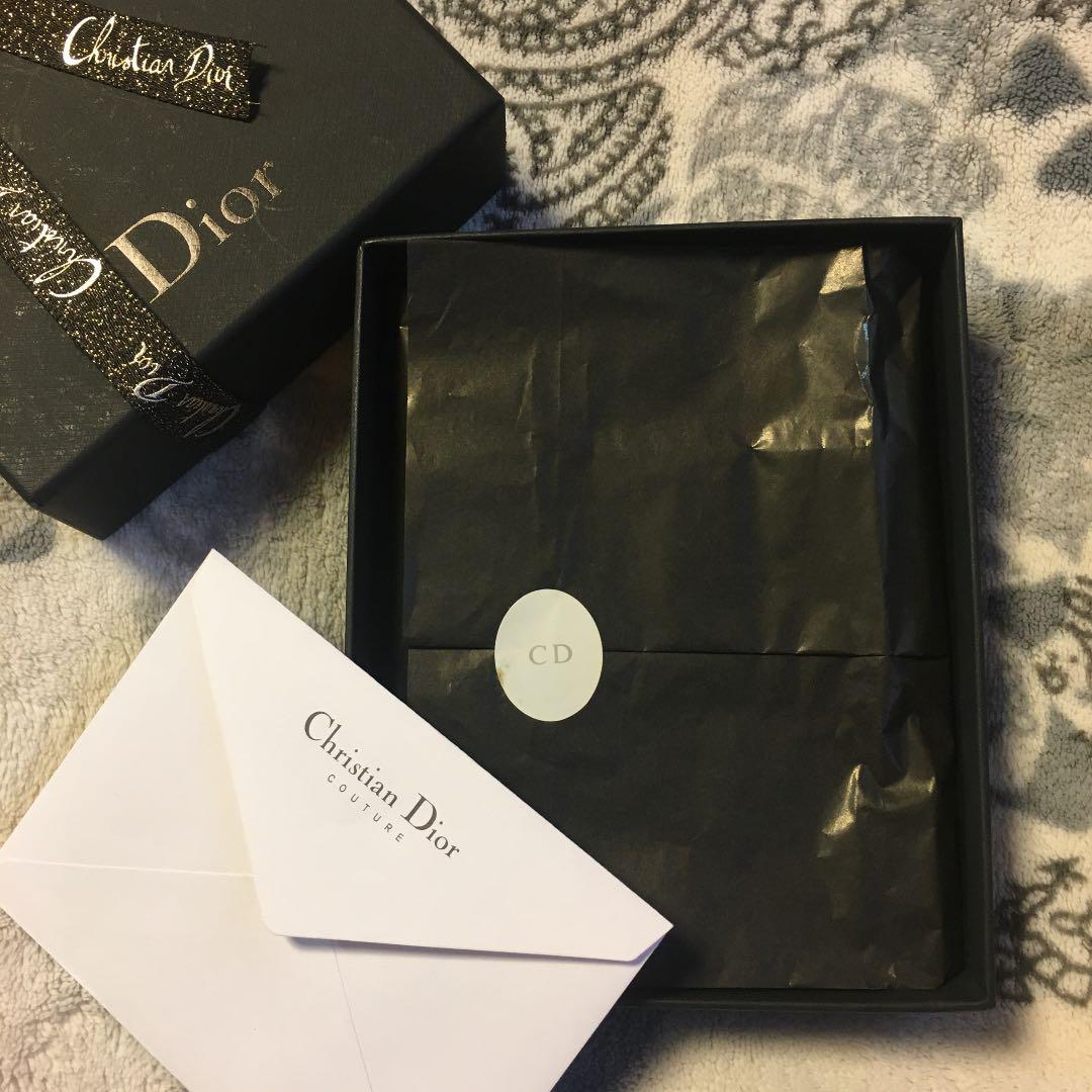 Dior ディオール トロッター 手帳 ノート メモ帳 - メルカリ Dior ディオール トロッター 手帳 ノート メモ帳 - メルカリ