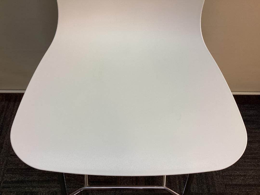 21年製 ヴィトラ ハル スツール ハイチェア ホワイト HAL Stool A 21年製 ヴィトラ ハル スツール ハイチェア ホワイト HAL Stool A