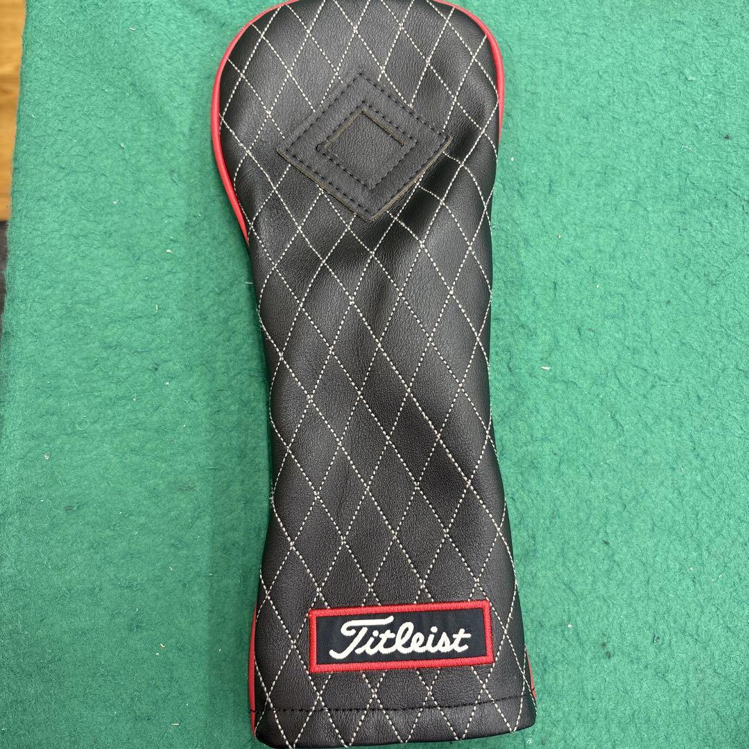 Titleist ヘッドカバー 黒と赤