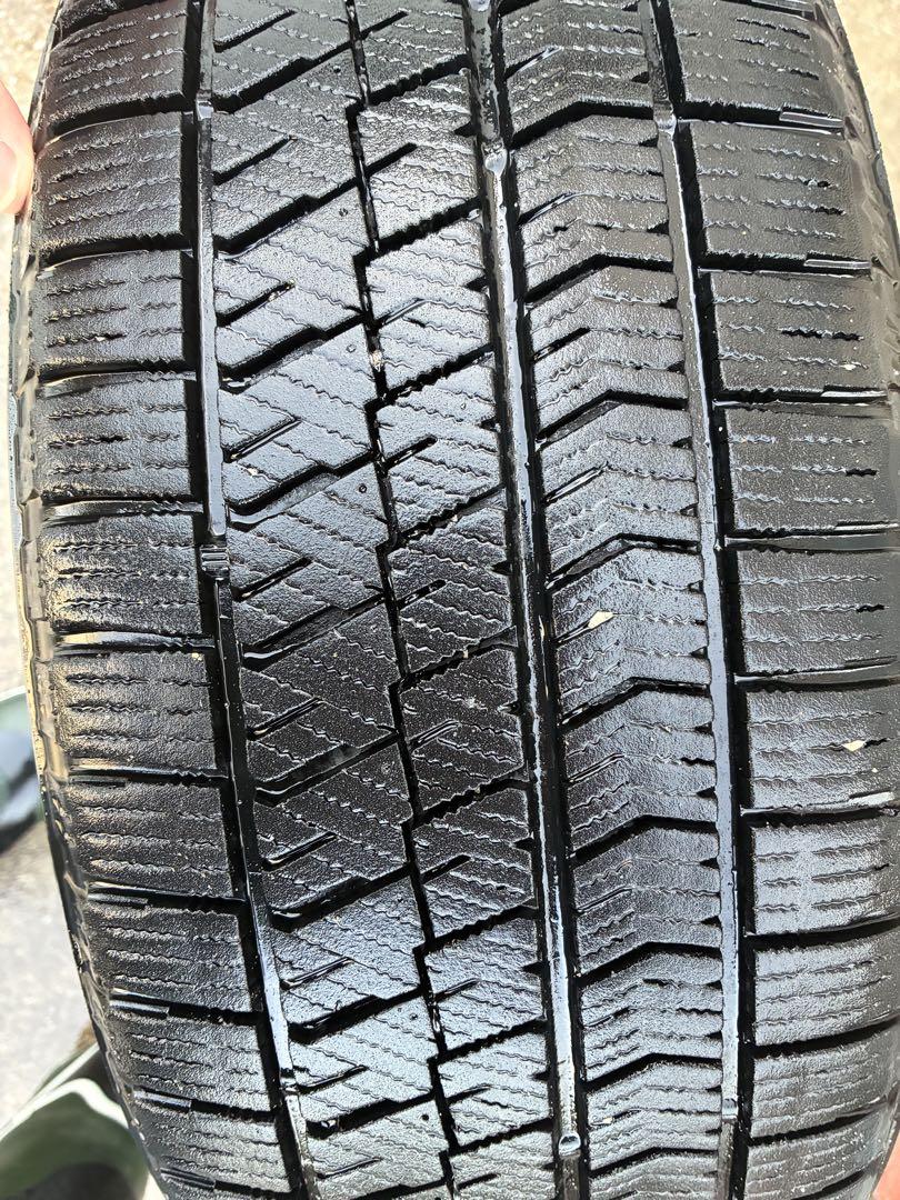 ノア・ヴォクシー等に！ブリヂストン　205/60R16スタッドレス！