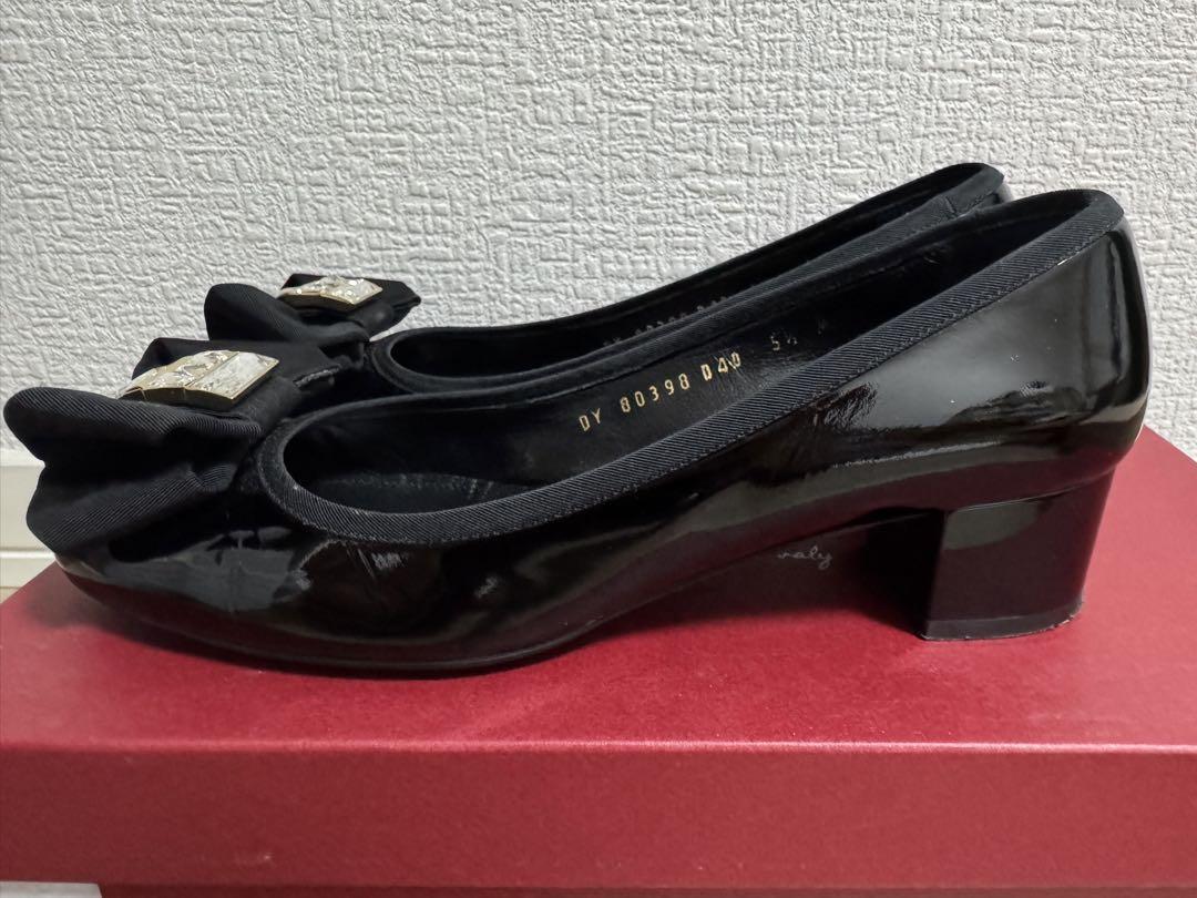 フェラガモ/Salvatore Ferragamo GENNY 40