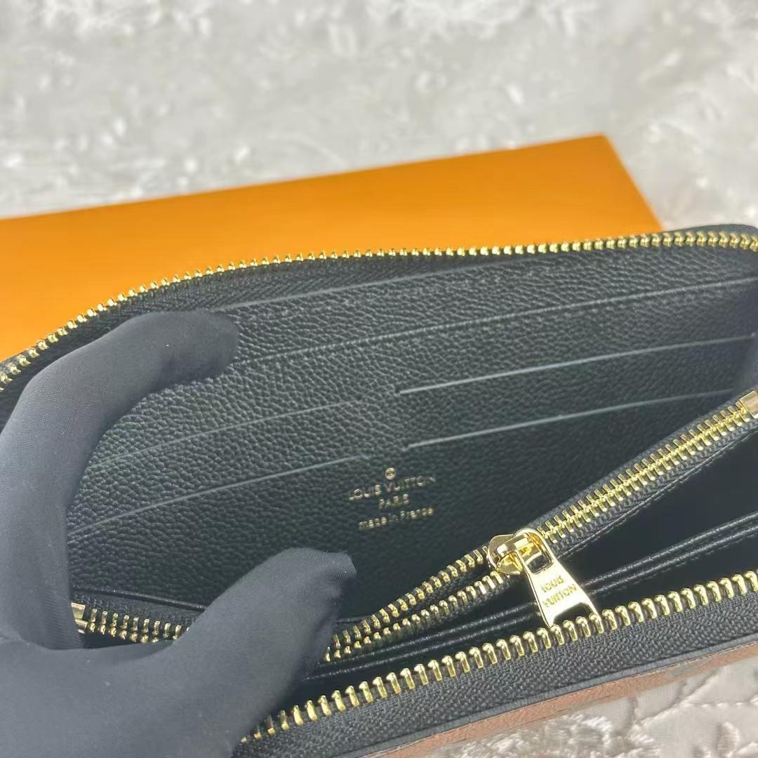 LOUIS VUITTON ルイヴィトン　長財布