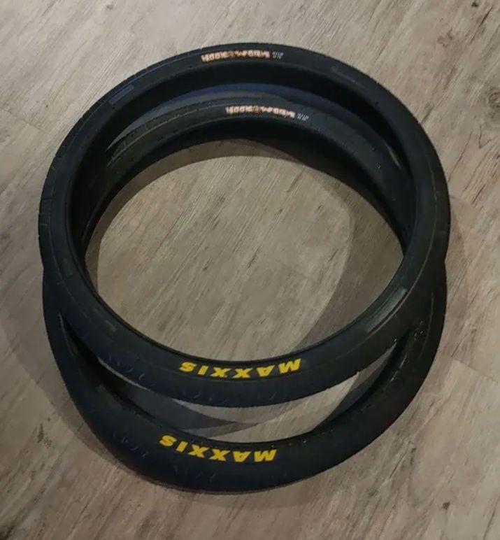 マキシス　Maxxis Hookworm 26x2.5　2本セット