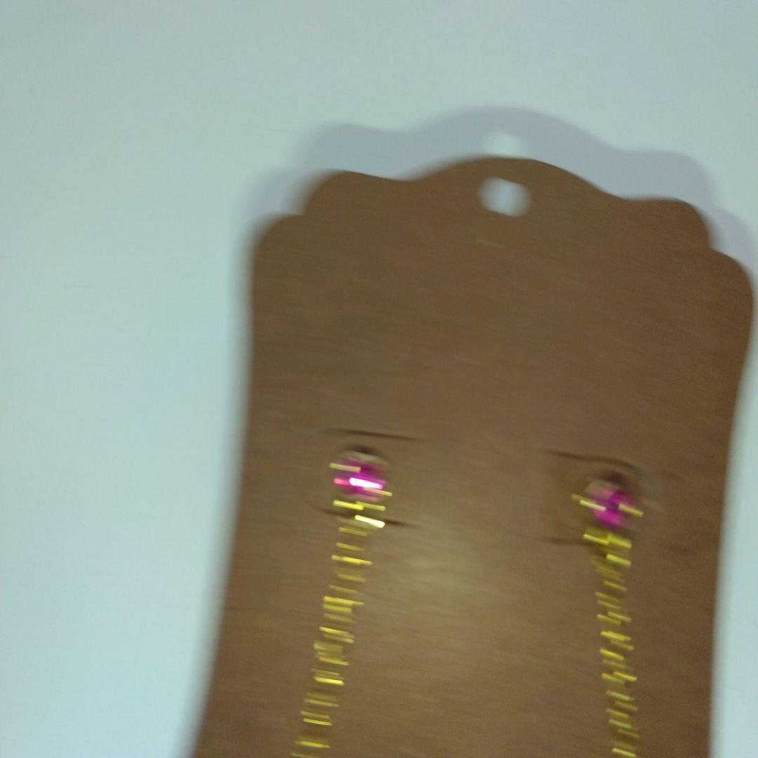 SWAROVSKI　バタフライピアス