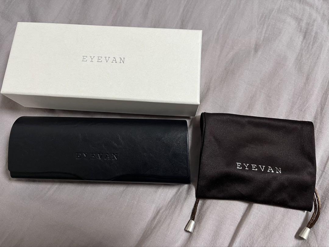 eyevan Attache