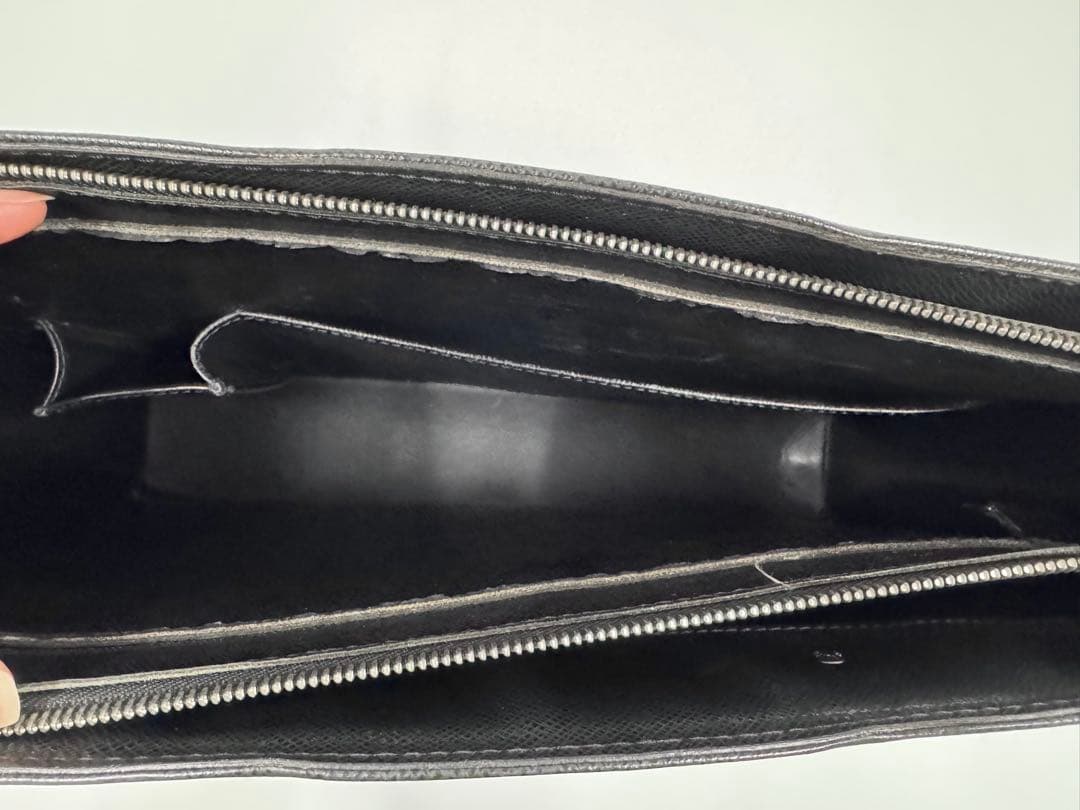 Louis Vuitton タイガ ポルトドキュマン ロザン ビジネスバッグ 黒