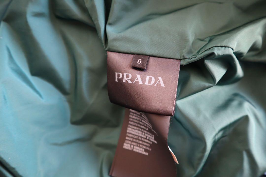 PRADAダウン 6y