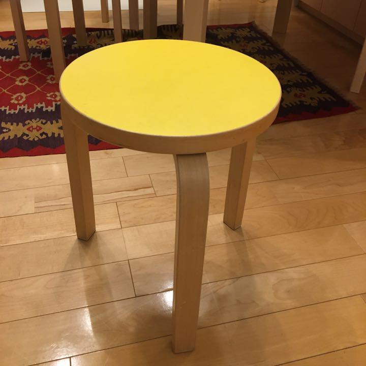 stool60 artek アルテックスツール　イエローリノリウム