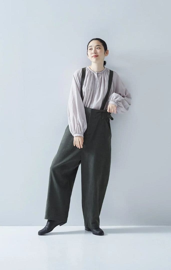 今期アトリエナルセ カツラギコットンリネンサスペンダーパンツM