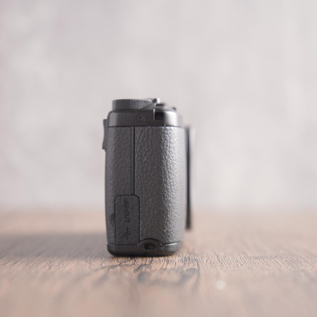 ✨ショット数905回で新品級✨RICOH GR DIGITAL III 332 - メルカリ
