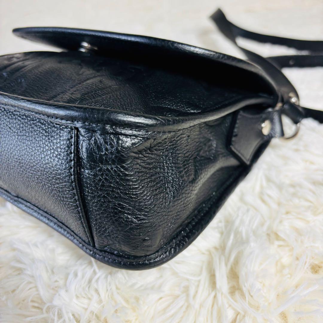 vivian westwood チェーンオーブ　レザーショルダー　アングロマニア