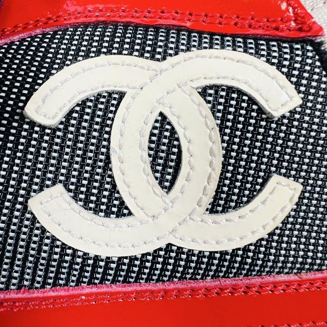 スニーカー ヒール