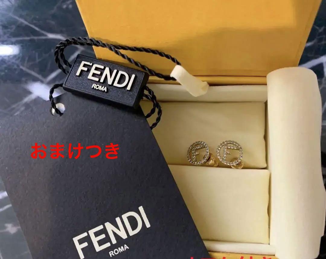 本日(4/6)のみお値下げしました。FENDI ピアス(両耳)