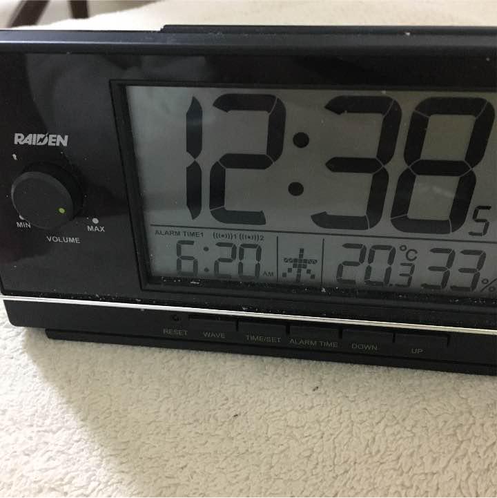 目覚まし時計