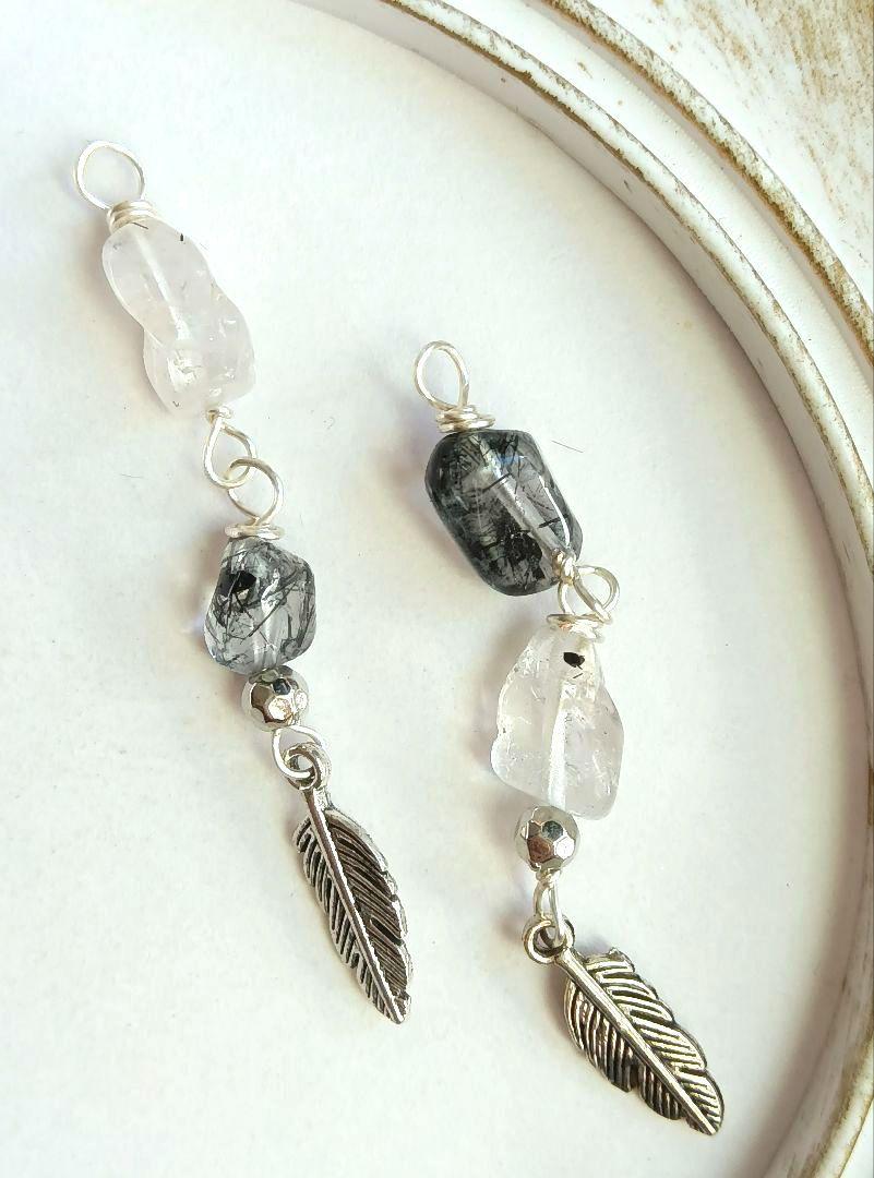 ❤SALE品❤️(^^)6686 ブラックルチルクォーツ フェザー パーツピアス